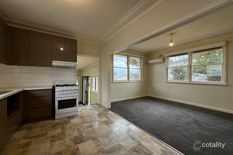 Property photo of 8 Brock Street Young NSW 2594