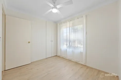 Property photo of 6 Sycamore Close Rockingham WA 6168