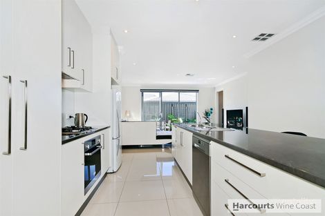 Property photo of 2/17 Salter Crescent Port Noarlunga SA 5167