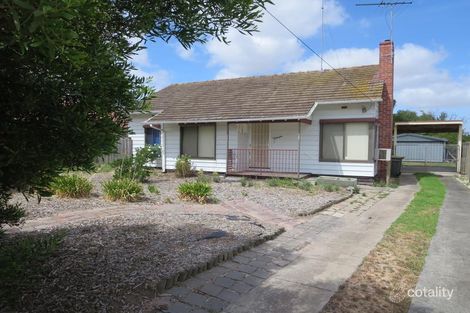 4 Chapman Cres, East Geelong, VIC 3219