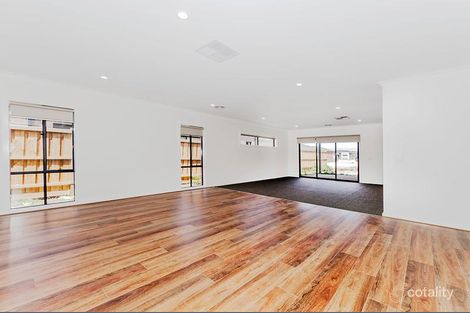 Property photo of 34 Haystack Drive Truganina VIC 3029