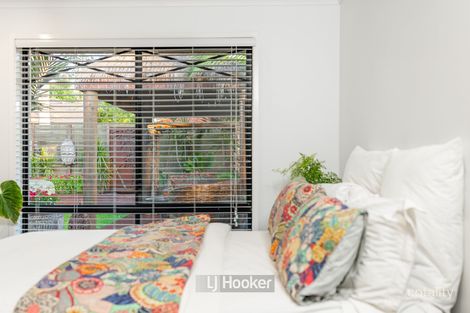 Property photo of 33 Danbulla Crescent Forest Lake QLD 4078