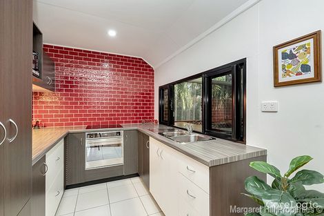Property photo of 19 Leigh Street West End QLD 4810