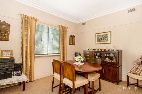 Property photo of 51 Hillsyde Parade Strathmore VIC 3041