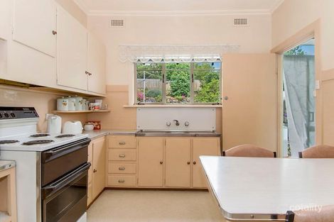 Property photo of 51 Hillsyde Parade Strathmore VIC 3041