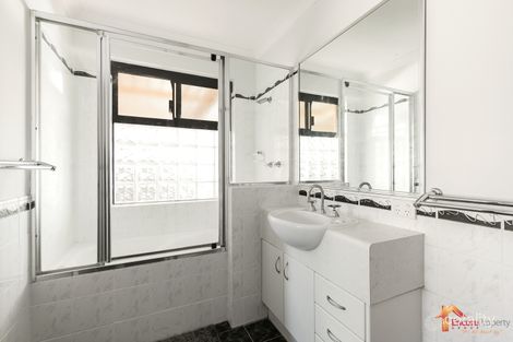 Property photo of 4 Hazlett Close South Lake WA 6164