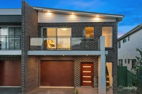 Property photo of 40 Lamonerie Street Toongabbie NSW 2146