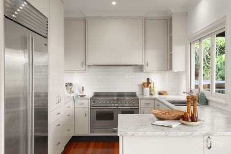 Property photo of 153 Swann Road Taringa QLD 4068