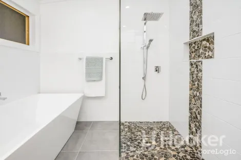Property photo of 34 Mountain Street Sanctuary Point NSW 2540