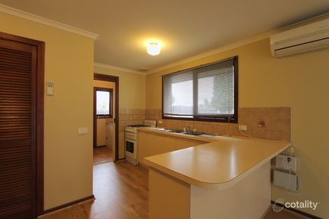 Property photo of 2/13 Devlin Court Mill Park VIC 3082