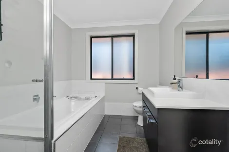 Property photo of 2 Howard Street Cliftleigh NSW 2321