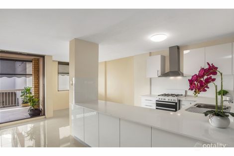 Property photo of 5/574 Boundary Street Spring Hill QLD 4000