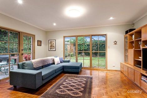 Property photo of 17 Hart Street Caulfield North VIC 3161