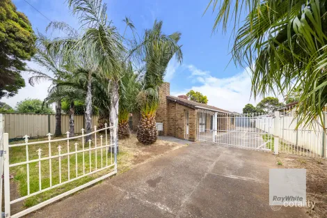 5 Murray St, Melton South, VIC 3338