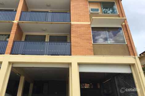 2/5 Sir Fred Schonell Dr, St Lucia, QLD 4067