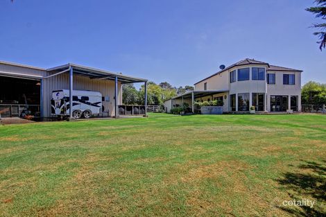 Property photo of 13 Pharlap Avenue Kembla Grange NSW 2526