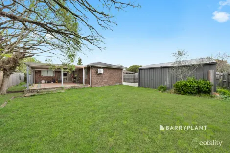 Property photo of 8 Beryl Court Narre Warren VIC 3805