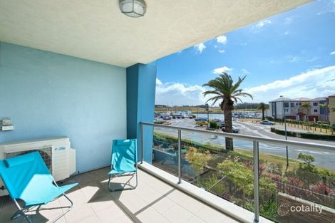 Property photo of 426/66 Sickle Avenue Hope Island QLD 4212