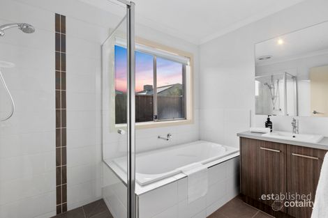 Property photo of 3 Cortland Street Wyndham Vale VIC 3024