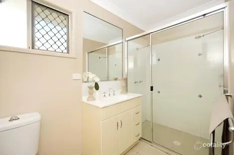 Property photo of 2 Limerick Way Mount Low QLD 4818