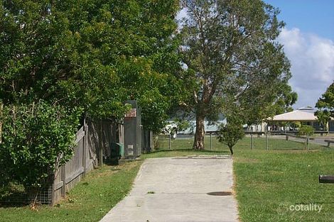 33 Razorbill St, Burleigh Waters, QLD 4220