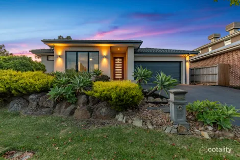 Property photo of 16 Clendon Drive Officer VIC 3809