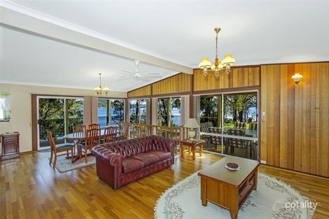 Property photo of 307 Avoca Drive Green Point NSW 2251