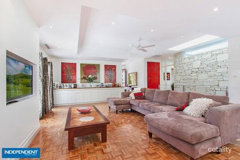 Property photo of 17 Taylor Place Greenleigh NSW 2620