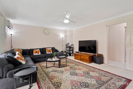 Property photo of 6 Cleveland Place Stretton QLD 4116