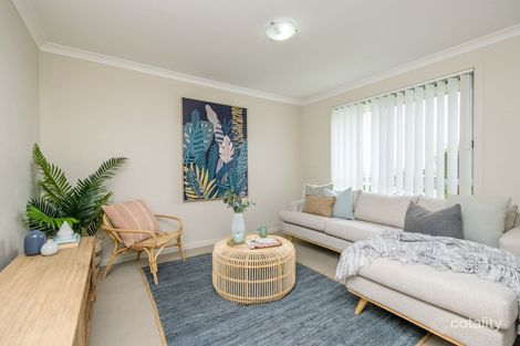 Property photo of 2 Babbler Way Aberglasslyn NSW 2320