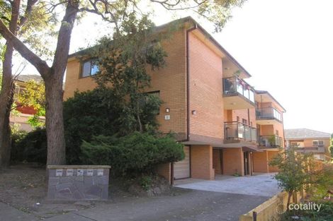 1/8 Andover St, Carlton, NSW 2218