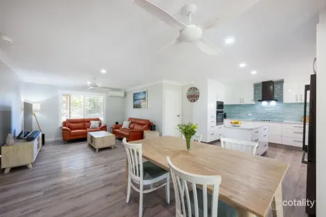 Property photo of 19 Kendall Avenue Wooli NSW 2462