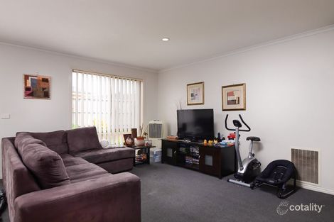 Property photo of 3 Tulip Grove Cranbourne VIC 3977