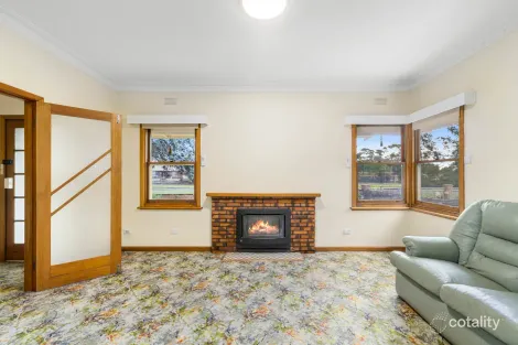 Property photo of 90 Victoria Street Cobden VIC 3266