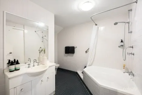 Property photo of 10/553-555 Elizabeth Street Surry Hills NSW 2010