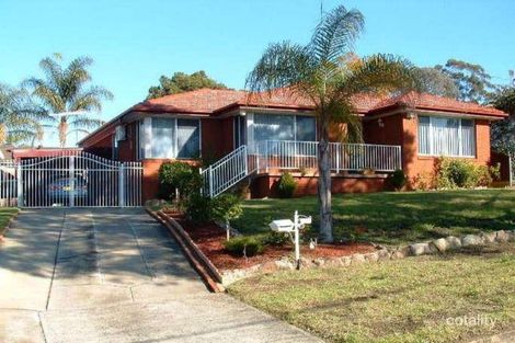 4 Barwon Pl, Campbelltown, NSW 2560