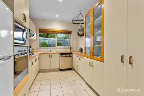 Property photo of 11 London Crescent Narre Warren VIC 3805