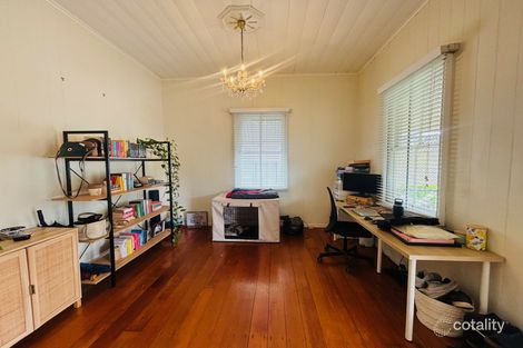 Property photo of 4 Fraser Street Wooloowin QLD 4030