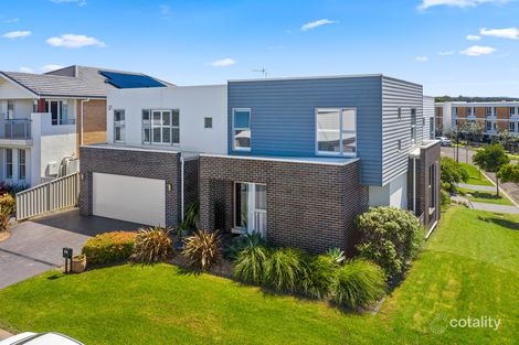 Property photo of 17 Sloop Avenue Shell Cove NSW 2529