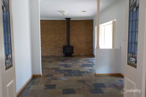 Property photo of 13 Berry Street Ballan VIC 3342
