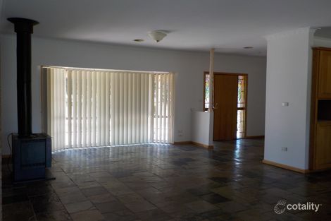 Property photo of 13 Berry Street Ballan VIC 3342