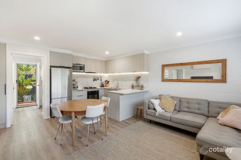Property photo of 6/18 Sarawak Avenue Palm Beach QLD 4221