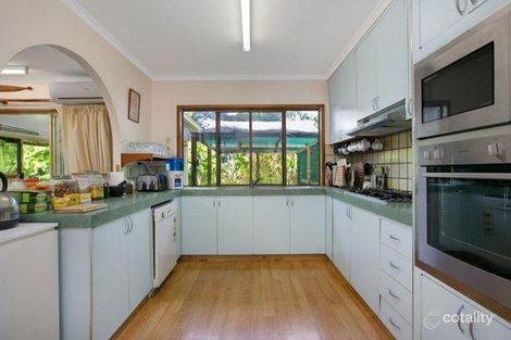 Property photo of 35 Sunflower Drive Mooroobool QLD 4870