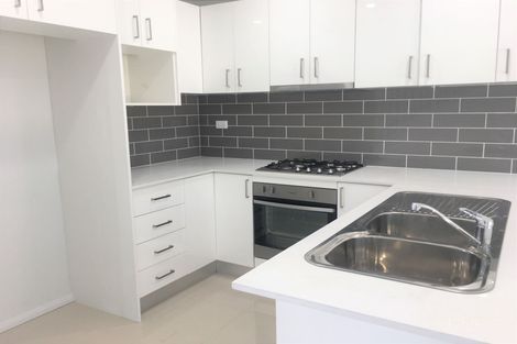 Property photo of 3/10 Strouthion Court Green Valley NSW 2168