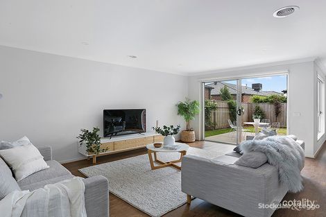 Property photo of 21 Lunar Street Mount Duneed VIC 3217