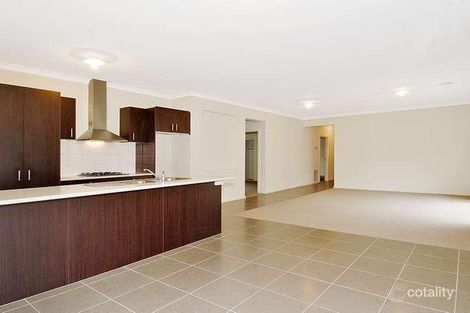 Property photo of 5 Tumbalong Street Caroline Springs VIC 3023