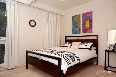 Property photo of 2 Saxony Court Mulgrave VIC 3170