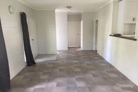 Property photo of 1 Paradise Close White Rock QLD 4868