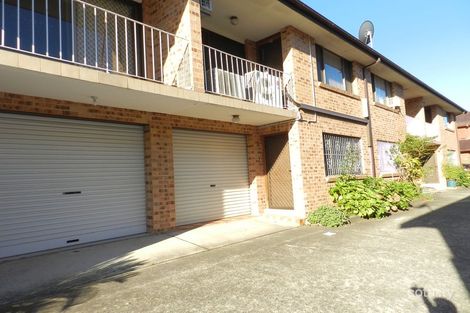 Property photo of 2/2-4 Maple Street Cabramatta NSW 2166