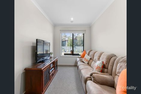 Property photo of 4 Powers Place Eaglehawk VIC 3556